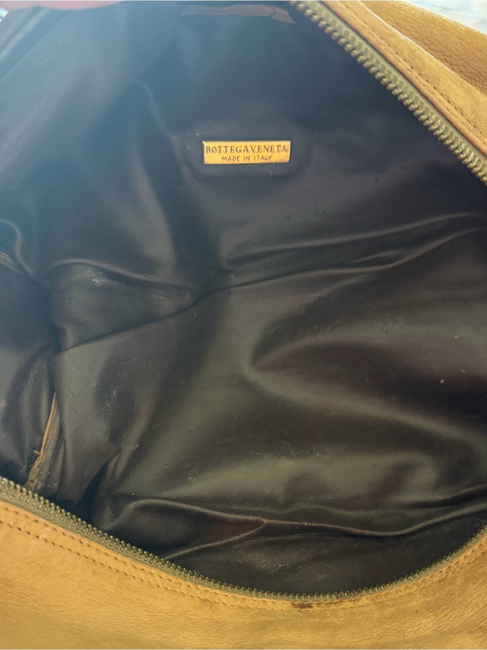 Bottega Veneta Woven Leather Zip Pouch in Tan, UNISEX/ Men’s Toiletry Bag. - Picture 7 of 10